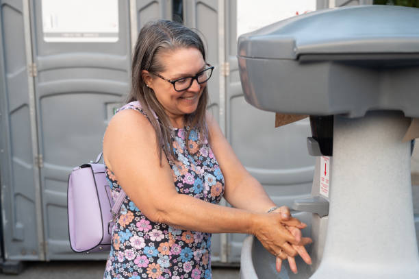 Best Best portable toilet rental  in Oak Ridge, NJ